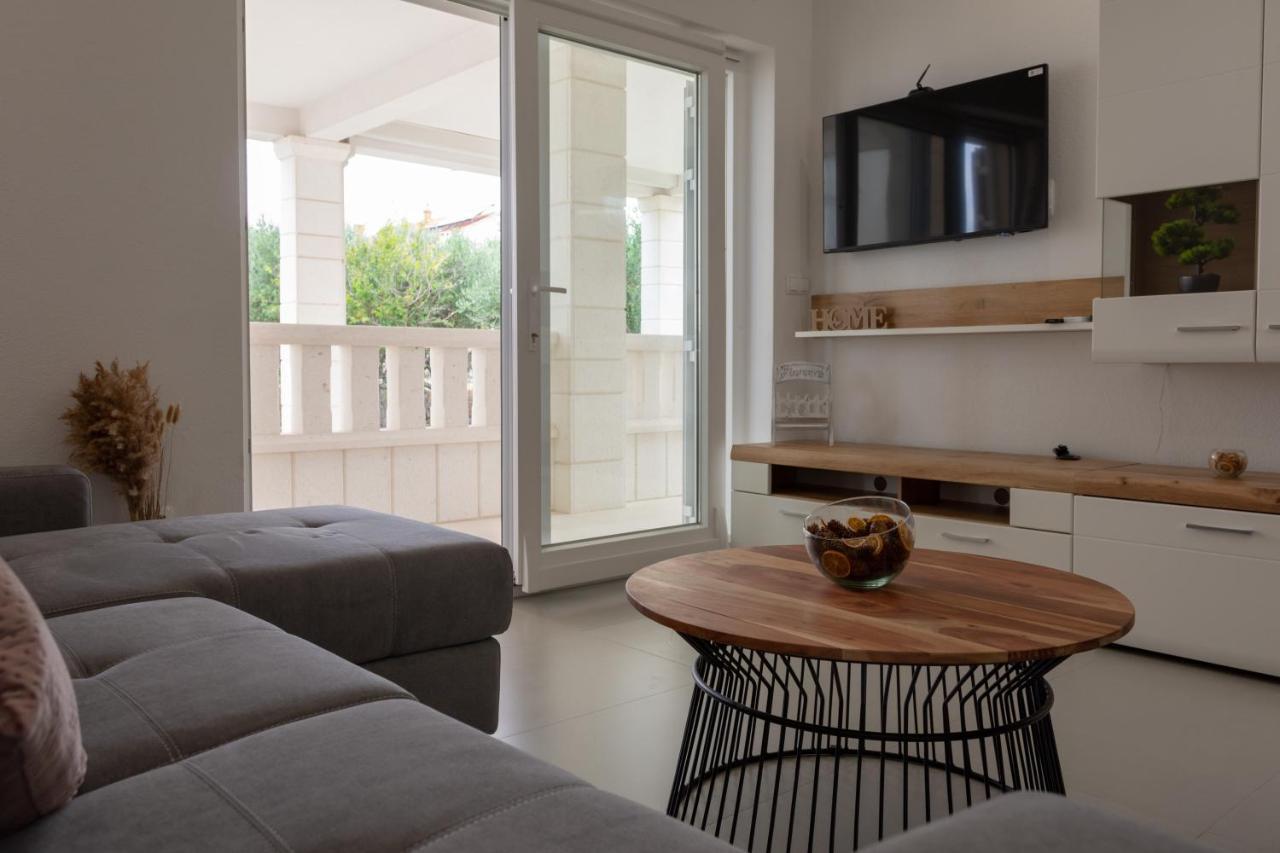 Facada Apartment